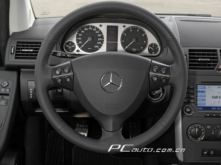 Y Benz A200turbo DƬ D 