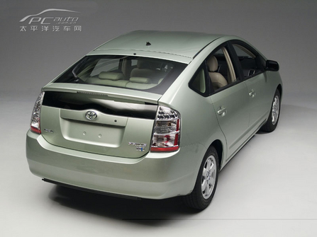 S Toyota Prius DƬ D 