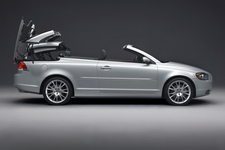  Volvo C70 DƬ D 