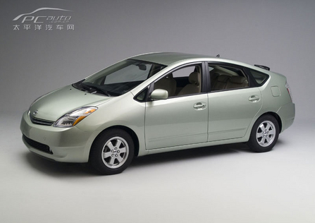 S Toyota Prius DƬ D 